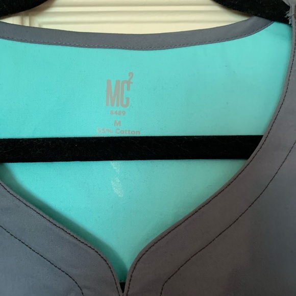 MC2 scrub set - Picture 2 of 3